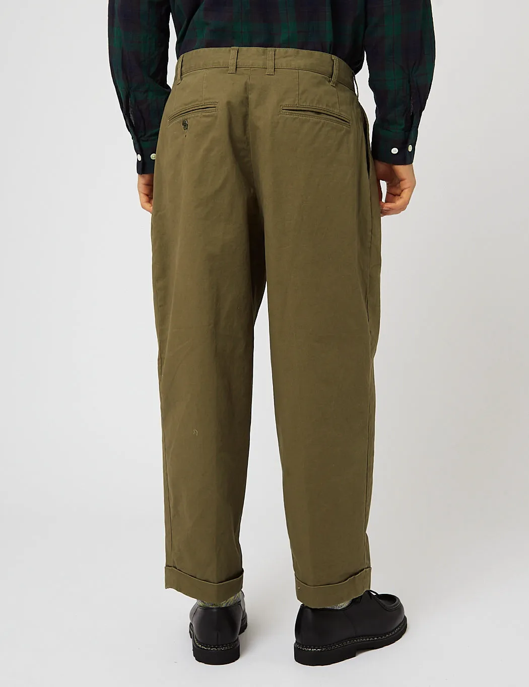 Beams Plus 2 Pleat Twill Trousers - Olive Green