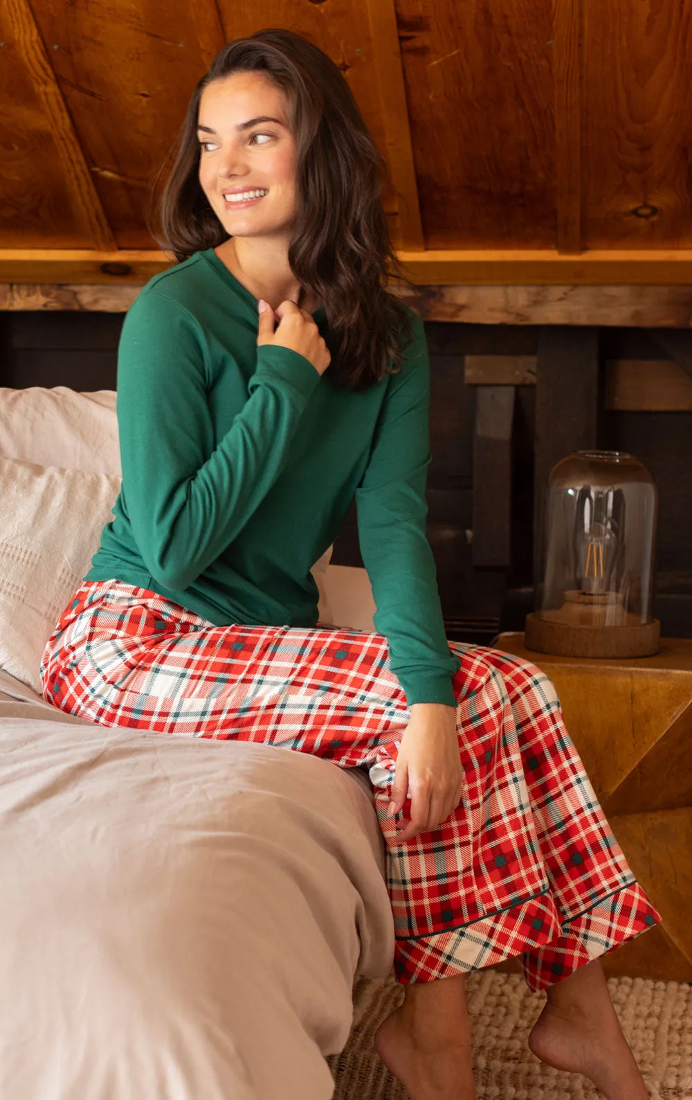 Modern Plaid Pullover Women's Pajamas - Pet & Owner